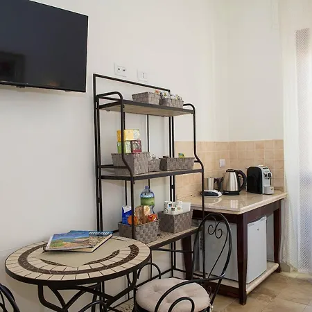 I Gerani Bed & Breakfast 3*